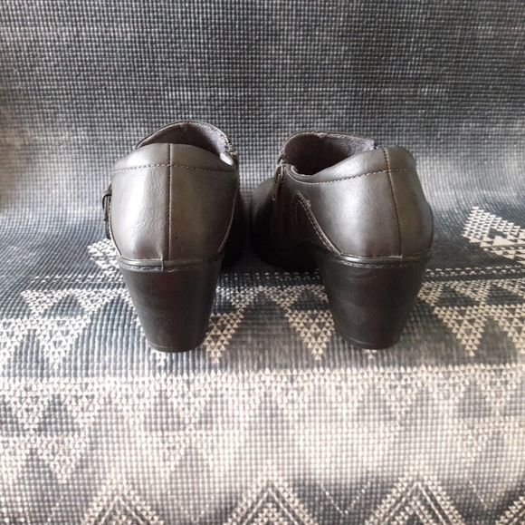 Ankle Boot - Picture 12 of 13